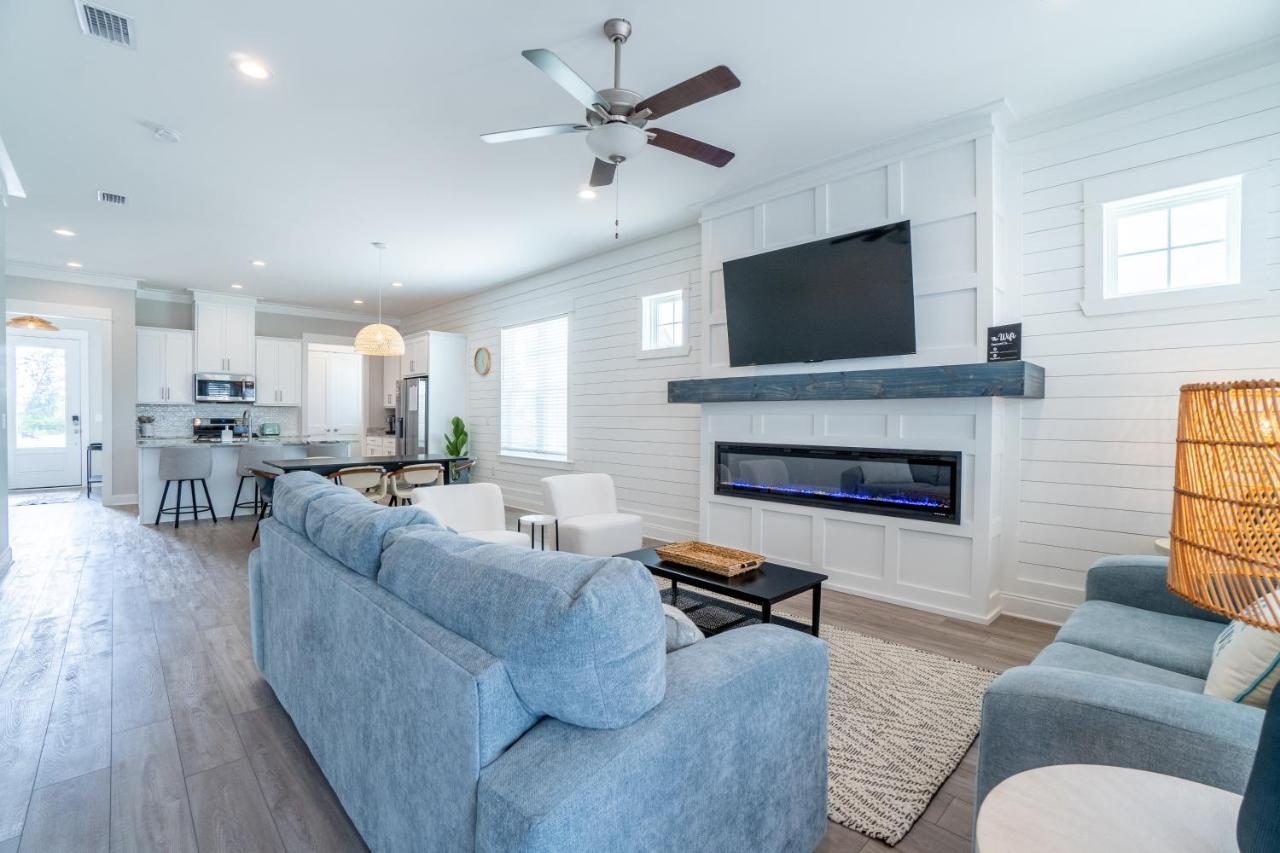 ~Spacious Home Near Beach W/ Game Room And Community Pool~ Orange Beach Exterior photo